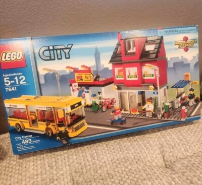 Lego City 7641 City Corner Retired Brand New & Sealed - Image 1 of 3