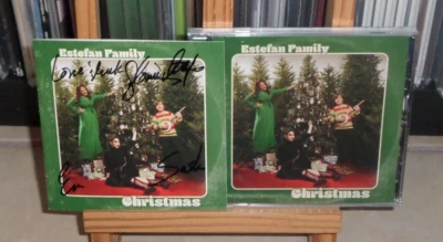 GLORIA ESTEFAN ESTEFAN FAMILY CHRISTMAS SIGNED THANKFUL LAST CHRISTMAS HAPP XMA - Image 1 of 4