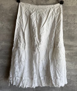 Antigua falda victoriana de encaje floral de algodón blanco de la década de 1890 con gancho y ojo talla S - Imagen 1 de 6