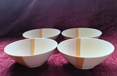 Cuencos amarillos Belleek Living SAFFRON - Juego/4 - Gratis EE. UU. Envío  Foto 1 de 4