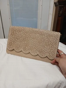 Aldo Beige Suede Crossbody Bag.. Excellent Condition removeable Chain Strap - Picture 1 of 4