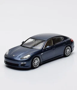 Minichamps Porsche Panamera 4S Limousine in blau lackiert, 1:43 , K39/01 - Picture 1 of 3