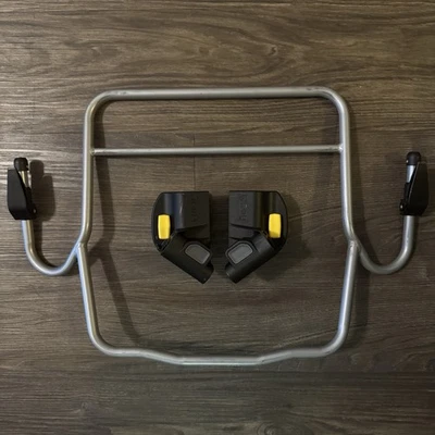 Adaptador de cochecito individual BOB Gear para asiento de coche infantil Peg Perego gris Foto 1 de 4