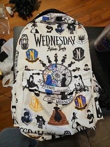 MITTWOCH Addams Family Rucksack, "Freunde sind eine Haftung" "Ich hasse alles" - Bild 1 von 2