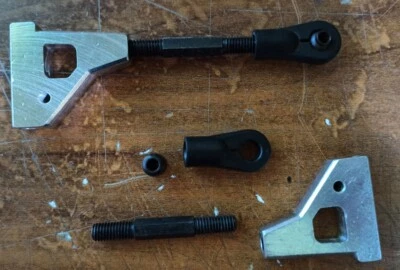 FERRARI 360 CARSON C5 MASSSTAB 1/5  Alu-Querlenker hinten oben rechts und links - Immagine 1 di 4