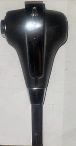 2005-2006 LINCOLN NAVIGATOR HANDLE BUTTON FLOOR SHIFTER - Picture 1 of 1