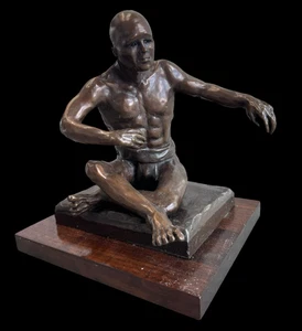 Bronze Statue Mann sitzend 16 Pfund Studio Kunst Original asiatische Kunst 10" Statue Holz - Bild 1 von 13