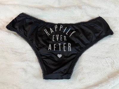 Braguita nupcial satinada vintage para mujer Victoria's Secret I Do Happily Ever After Foto 1 de 4