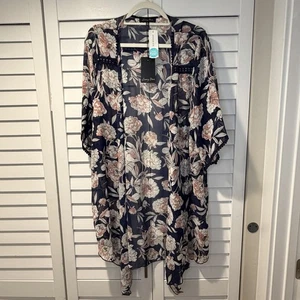 Kimono tejido frente abierto con ribete de ganchillo Emory Park Landy XL NUEVO CON ETIQUETAS - azul marino floral - Imagen 1 de 17