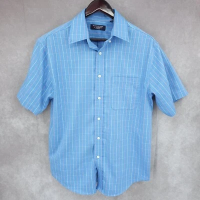 Roundtree & Yorke Shirt Mens Medium Blue Striped Classic Button Up Casual - Image 1 of 4