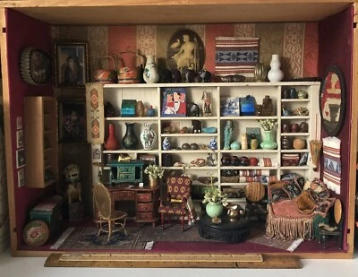 Викторианский кукольный домик учебная библиотека полностью меблированный создан J.D.Lewis - Изображение 1 из 4