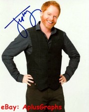 JESSE TYLER FERGUSON... Modern Family - SIGNED