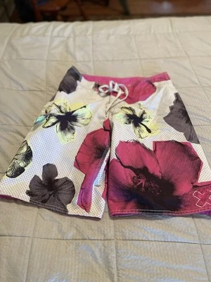 Pantalones cortos forrados Quicksilver para hombre 30  Foto 1 de 4