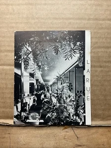 1940s Restaurant Larue Theatre Dinner Menu NYC B27 - Picture 1 of 3