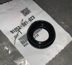 *1EA OEM HONDA Z50A K0-1978 Z50R 1979 QA50 FRONT 91252-001-023 WHEEL SEAL (16KF) - Picture 1 of 1