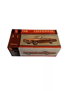Kit de personalización convertible 3 en 1 Chrysler Imperial AMT '64 de Gene Winfield - Imagen 1 de 9