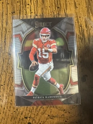 2022 Panini Select - Concourse Patrick Mahomes II #20 Silver Prizm - Image 1 of 2