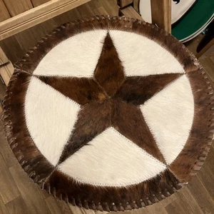 Western Decor Cowhide Leather Star Placemat 15.5 diameter excellent condition - Picture 1 of 2