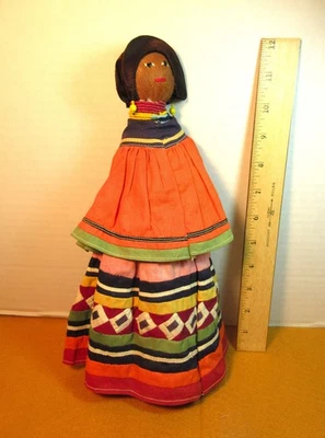 早期塞米诺尔棕榈娃娃 12 英寸美洲原住民沼泽地,FL 拼布二手状况完好 — 第 1/4 张图片