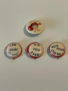 Lote de 4 botones traseros de prendedor humorísticos y Beatles vintage años 40-50 - Imagen 1 de 5