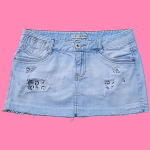 Y2K Guess Mini Skirt Light Wash Distressed Denim Size M 2000s McBling - Bild 1 von 9