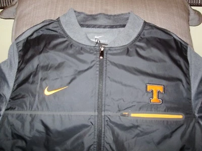 Chaqueta híbrida de golf Tennessee Volunteers Nike Shield gris cremallera completa para hombre pequeña Foto 1 de 4