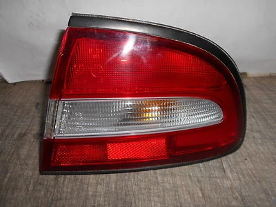 1994 Mitsubishi Galant Right passenger side brake light assembly - Image 1 of 4
