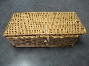 Basket with Lid, Woven Wicker / Rattan Wood Storage Box - Picture 1 of 11