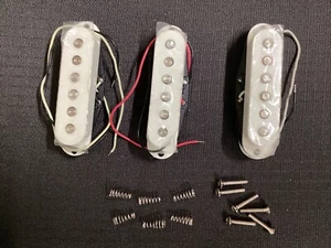 Single Coil Pickups For Fender Strat Style Guitar - Picture 1 of 3