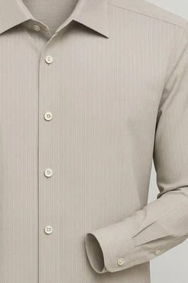 Camisa social Perry Ellis não-lron L Tho - Micro listra acinzentada clara, título longo... - Imagem 1 de 4