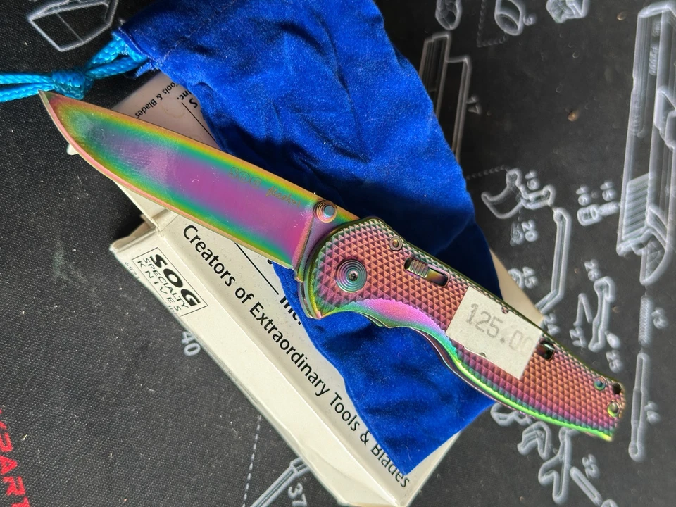 Faca de alumínio SOG RAFSA-7 Rainbow Flash I primeira edição #051 EUA 2004 EUA rara - Imagem 1 de 4