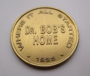 Moneda ficticia con chip de Alcohólicos Anónimos AA Dr. Bobs House 1932 Ohio donde comenzó - Imagen 1 de 4