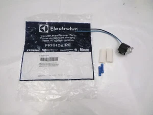 Genuine OEM Electrolux 5303918214 Refrigerator Defrost Thermostat - Picture 1 of 3