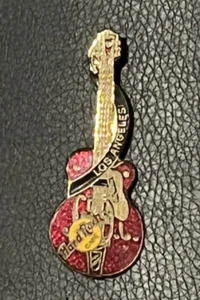 Guitarra Roja HARD ROCK CAFÉ Pin Insignia LOS ANGELES - Imagen 1 de 2