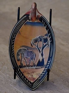 VINTAGE AFRICAN Folk Art Hand Carved Soapstone Trinket Dish KENYA - Picture 1 of 5