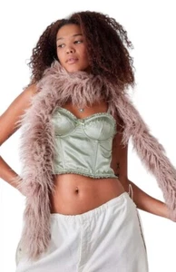 Boa Schal von Urban Outfitters in Pastellrosa, UVP 28£ Neu mit Etikett - Bild 1 von 3