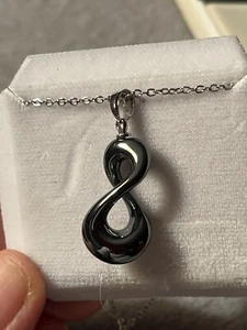 Storrs Alaskan Hematite Infinity Mobius 3D Christian Symbol Necklace Gift Love - Picture 1 of 7