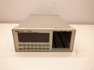 HP 8153A LIGHTWAVE MULTIMETER - Picture 1 of 3