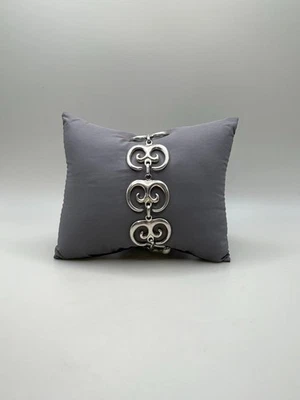 Vintage Robert Lee Morris 925 Sterling Silver Stylized Tribal Swirl Bracelet - Image 1 of 4