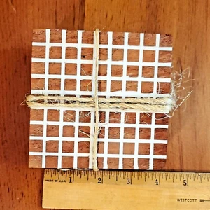4er Set Handgefertigte Birkenholz Untersetzer 4x4 Lebkuchenhaus Mann Streichholz Birkenholz - Bild 1 von 4