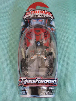 Transformers Titanium Series Optimus Primal - 2006 - Image 1 of 2