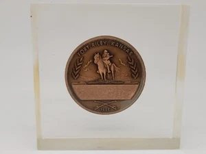 THE BIG RED 1 1ST INFANTRY DIVISION CHALLENGE COIN LUCITE US ARMY Fort Riley KS - Picture 1 of 9