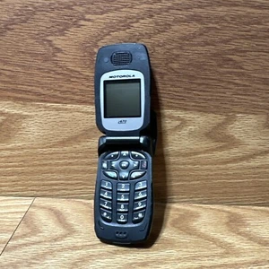 Motorola i670 (Nextel) Black Flip Phone - Picture 1 of 6