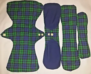 4 Cloth Menstrual Pads 3 sizes - Picture 1 of 1