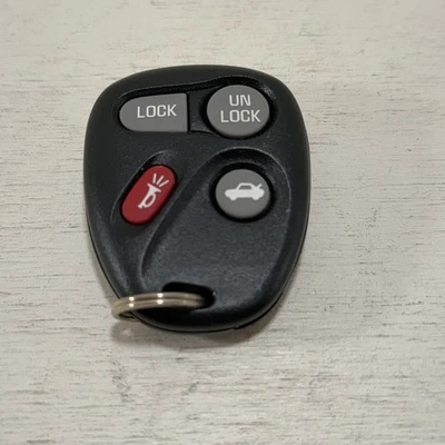 NUEVO FABRICANTE DE EQUIPOS ORIGINALES 25678792 GM Chevrolet Llave Entrada Control Remoto Llavero 4B FCC ID KOBUT1BT NUEVO EN STOCK Foto 1 de 3