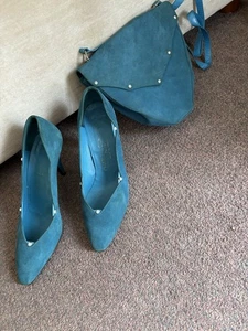 1980’s Suede Shoes With Matching Handbag Size 6. Turquoise With diamanté Detail. - Picture 1 of 2