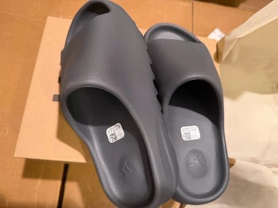 Size 7 Mens Adidas Yeezy Slide Slate Grey ID2350 Brand New black onyx granite - Image 1 of 4