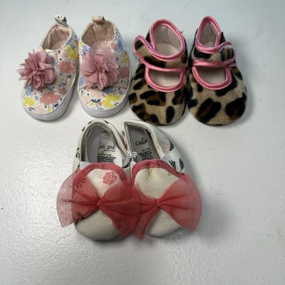 3 Infant Fashion Girl Soft Sole Baby Shoes Size 0-3 Months Floral Animal Print - Image 1 of 4