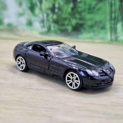 Mercedes Benz SLR McLaren Diecast Model 1/64 (39) - Ex. Condition by Motor Max - Image 1 of 4