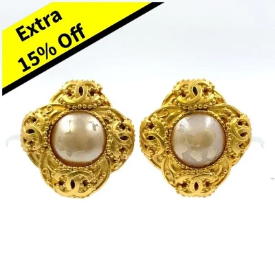 Pendientes CHANEL marca coco perlas oro blanco GP imitación perla Foto 1 de 4